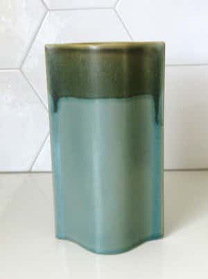 Rosenthal - Ovale steengoed design vaas ter ere van 100 jarig bestaan van Rosenthal verkocht voor € 10!
