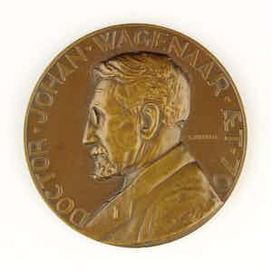 Gra Rueb - Bronzen penning: Dr Johan Wagenaar, 1932 verkocht voor € 50!