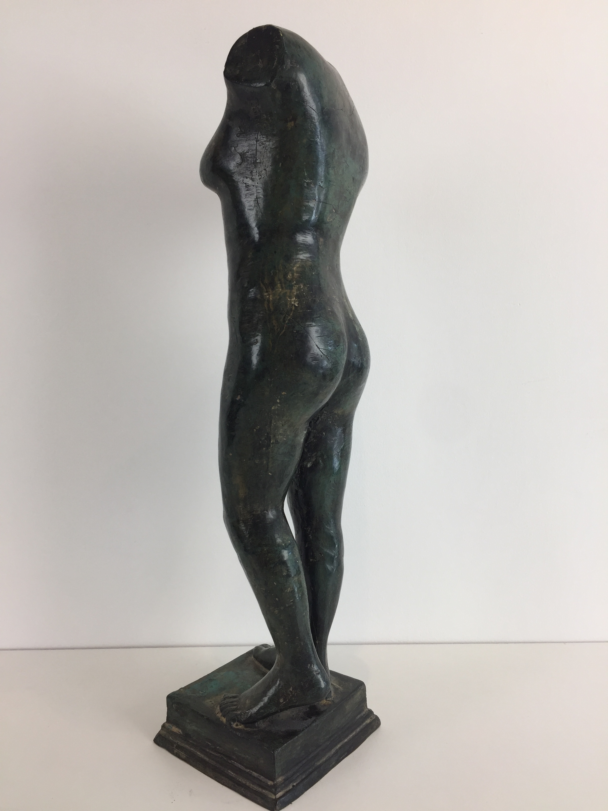 Niet of onleesbaar gesigneerd - Prachtig vormgegeven bronzen tors, cire perdue-techniek, VANAF 1 EURO! kopen? Bied vanaf 1!