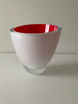 Carina Riezebos - Decoratieve wit/rode Lushes Cup Royal Leerdam kopen? Bied vanaf 27!