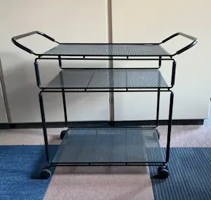 AcheterNiels Gammelgaard - IKEA TROLLEY? Enchérissez de 85!