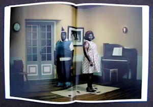 Erwin Olaf - gesigneerd boek - 2008 - eerste editie kopen? Bied vanaf 250!