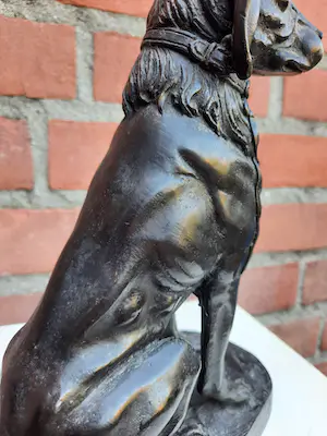 Niet of onleesbaar gesigneerd - Hond in brons kopen? Bied vanaf 1!