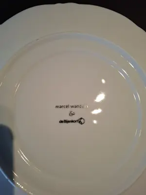 Marcel Wanders - Bord ontworpen door Marcel Wanders voor De Bijenkorf kopen? Bied vanaf 20!