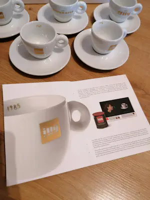 illy Art Collection - illy Limited Edition Heritage Set of 6 Espresso kopen? Bied vanaf 75!