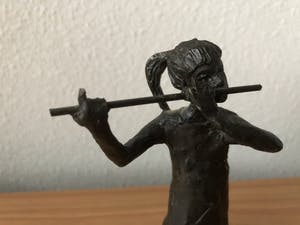 Corry Ammerlaan - Prachtig beeldje " MEISJE MET FLUIT " kopen? Bied vanaf 25!