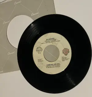 AcheterSylvester - Someone Like You? Enchérissez de 1!