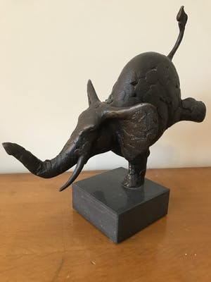 Evert den Hartog - Dansende olifant kopen? Bied vanaf 800!