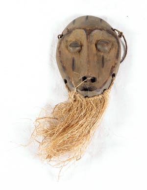 Lega - Lot van twee paspoortmaskers met een raffiabaard kopen? Bied vanaf 1!