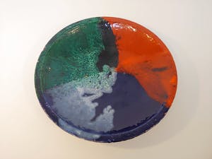 Niet of onleesbaar gesigneerd - Glazen ombre aardewerk kom - handgemaakte keramische Boheemse kom kopen? Bied vanaf 1!