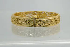 62 - Mooie 22 karaat geel gouden kinder armband met filigrain afwerking kaufen? Bieten Sie von 840!