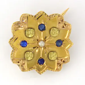 18k gouden broche bezet met saffier en parel - 2.7 gram kopen? Bied vanaf 290!