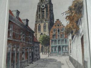 Marius Johannes Janssen - Ingelijste en ingekleurde ets , Onze Lieve Vrouwetoren Amersfoort – ca 1935 kopen? Bied vanaf 1!