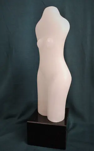 Niet of onleesbaar gesigneerd - Abstract naakt in marmer kopen? Bied vanaf 1!