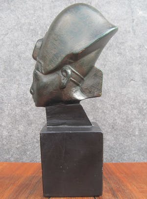 Harrie Antheunis - Buste Nefertiti kopen? Bied vanaf 35!