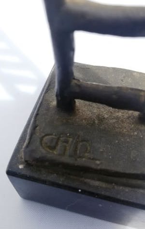 Corry Ammerlaan - Corry Ammerlaan - Sculptuur -De denkende mens kopen? Bied vanaf 75!