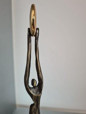 Corry Ammerlaan - Artihove Beeld " Op weg naar een Zonnige toekomst " kopen? Bied vanaf 55!