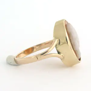 Gele (BWG) ring met cameo - 3.0 gram - ringmaat 17 (53) kopen? Bied vanaf 155!