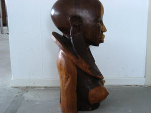 Niet of onleesbaar gesigneerd - Buste Massai-vrouw. kopen? Bied vanaf 10!