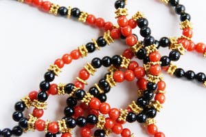 Chanelcollier kopen? Bied vanaf 300!