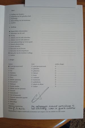 Anthonie Pieter Schotel - Stilleven bruine aarden pot met fruit kopen? Bied vanaf 185!