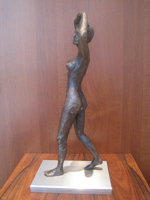 Brons (Onbekend) - Poserende vrouw. kopen? Bied vanaf 150!