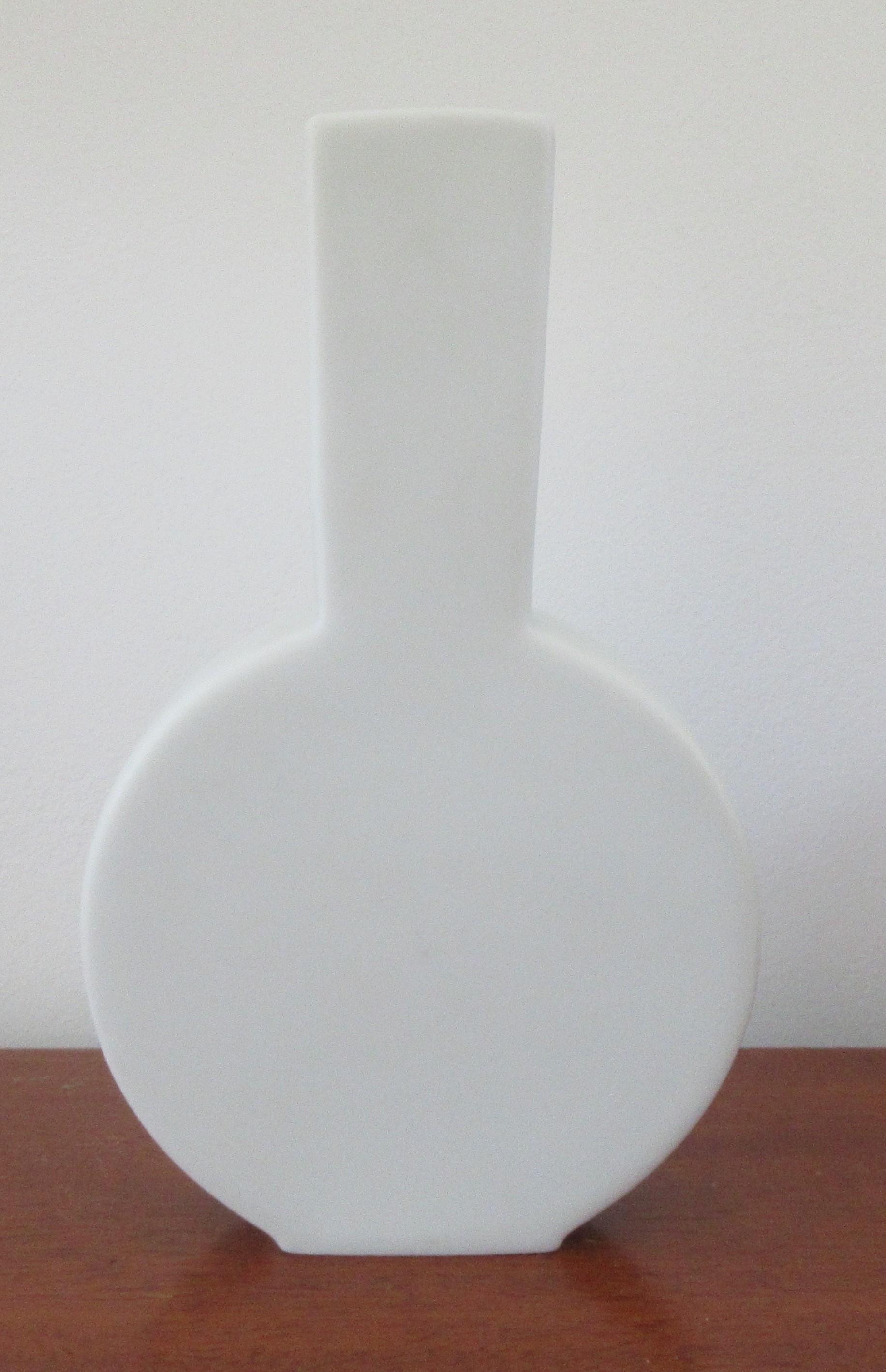 Rosamunde Nairac - Rosenthal Studio Line biscuit porseleinen Bottle vase kopen? Bied vanaf 28!