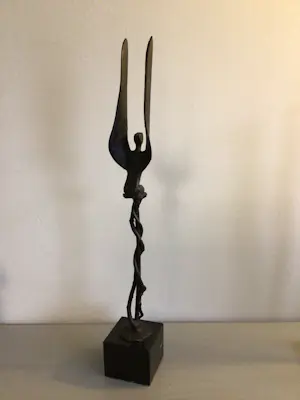 Klaas van den Berg - Sculptuur “ Godin Athena “. kopen? Bied vanaf 149!