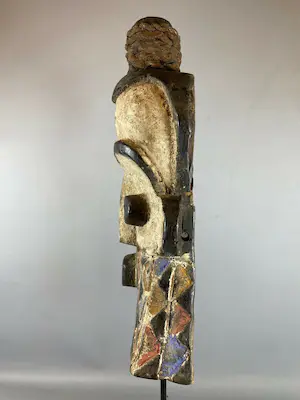 Pende - 220513 - African mask from the Pende - Congo. kopen? Bied vanaf 45!