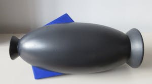 Niet of onleesbaar gesigneerd - Grote Memphis stijl design vaas kopen? Bied vanaf 1!