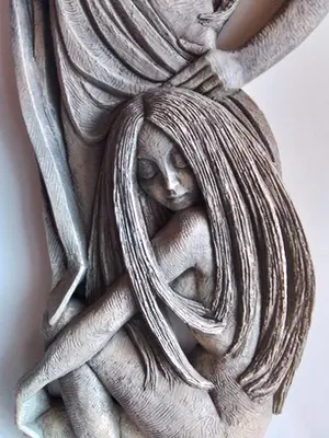 Niet of onleesbaar gesigneerd - Fraai wandsculptuur met exodische dames kopen? Bied vanaf 1!
