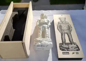 Imbue - XL Ancient Astronaut Nefertiti (Pearl White) kopen? Bied vanaf 270!