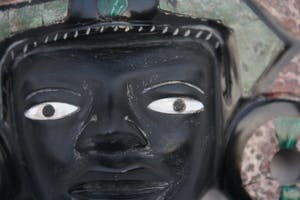 Niet of onleesbaar gesigneerd - Zonne Masker kopen? Bied vanaf 1!