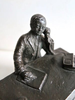 Niet of onleesbaar gesigneerd - “De manager" - Beeld van Gietijzer/Bronslegering kopen? Bied vanaf 1!