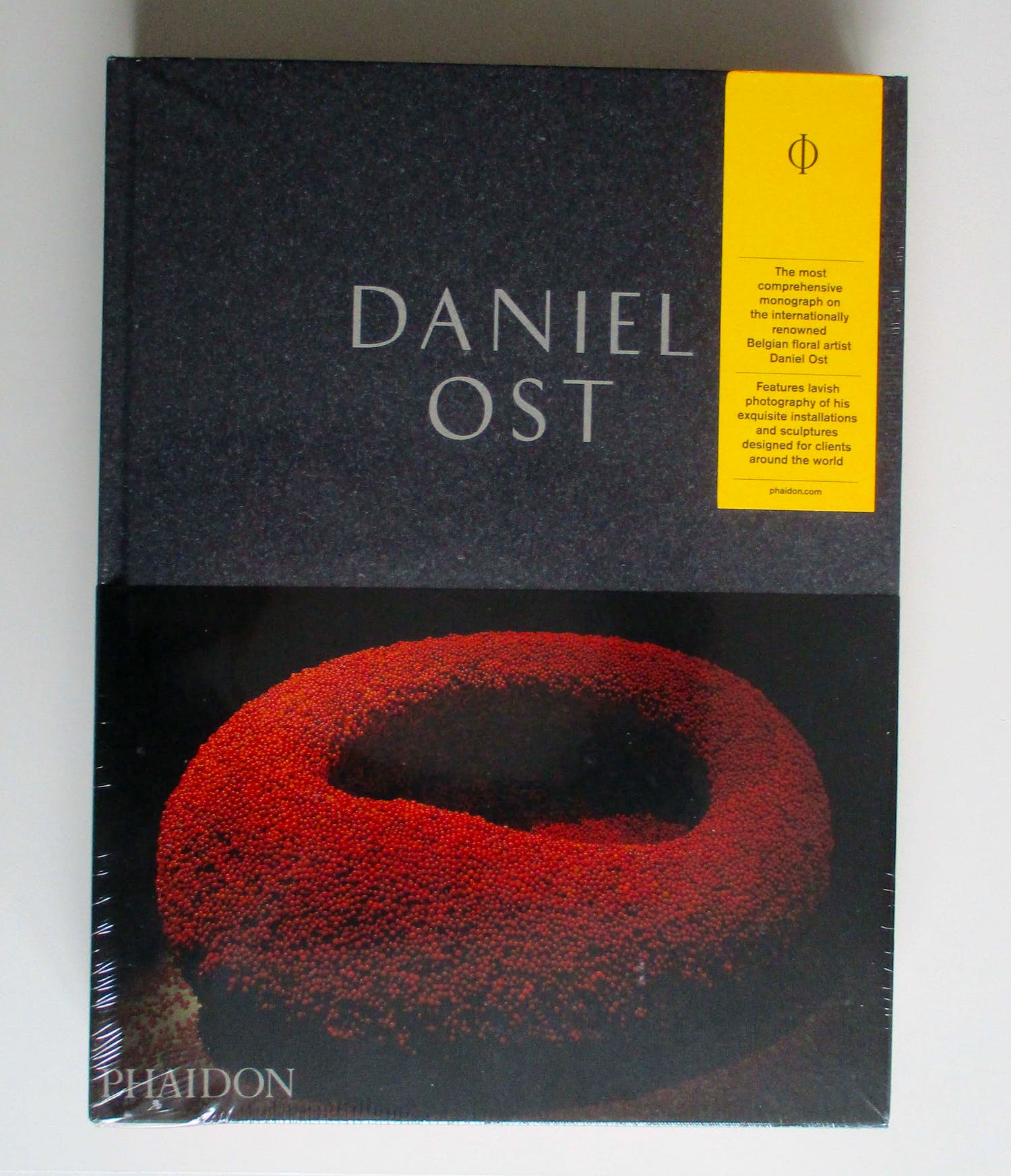 Daniel Ost - Floral Art and the Beauty of Impermanence verkocht voor € 1!