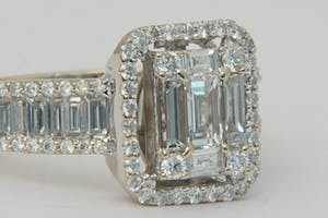 2549- Exclusieve diamanten Fantasiering- 18karaats witgoud - ca 1.90ct briljant kopen? Bied vanaf 670!
