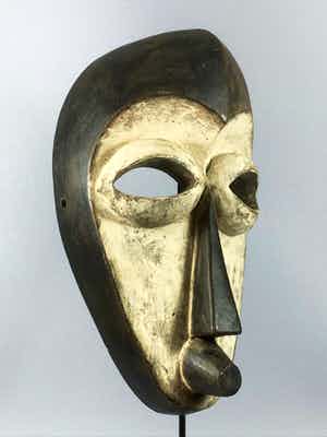 Dogon - 200365 - Tribal used African Mask from the Mahongwe - Gabon. verkocht voor € 45!