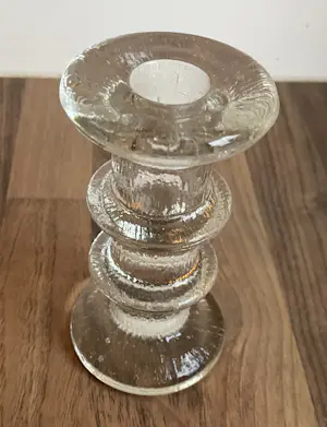 Pukeberg Glass - Twee ijsglazen kandelaren ontwerp Stafan Gellerstedt kopen? Bied vanaf 35!