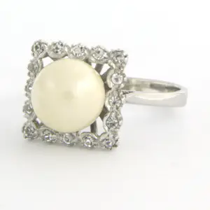 18k wit gouden ring met parel en zirkonia - ringmaat 17.25 kopen? Bied vanaf 170!