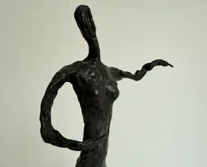 Nynke Jelles-Schepers - bronzen sculptuur | 'Dans van Jiri Kylián op Stabat Mater van Pergolesi' kopen? Bied vanaf 400!