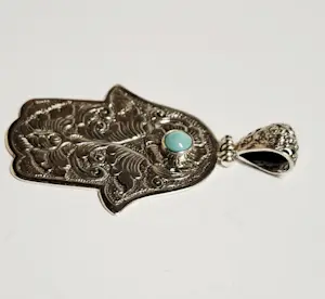 Grote zilveren hanger met turquoise , hand van Fatima kopen? Bied vanaf 45!