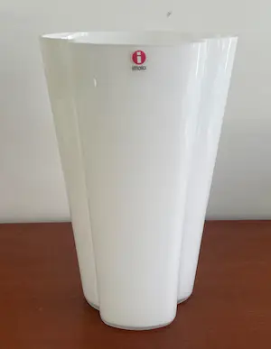 Alvar Aalto - Witte vaas ontworpen voor Iitala kopen? Bied vanaf 1!