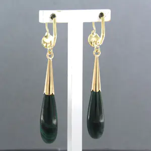 14k geel gouden oorhangers bezet met malachiet kopen? Bied vanaf 260!