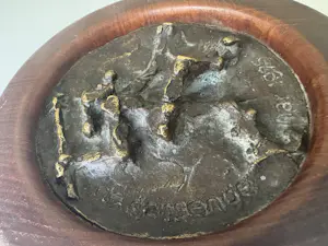 Jits Bakker - Dansende Nar 1975 penning in deurknop kopen? Bied vanaf 80!