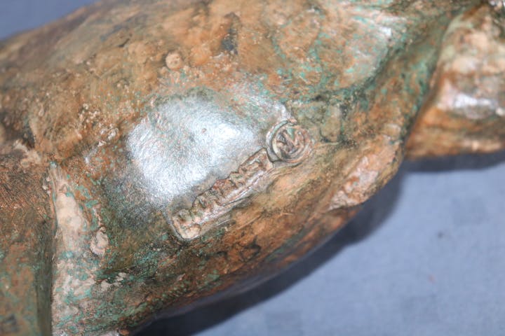 Pierre Chenet - vol bronzen aanvallende stier kopen? Bied vanaf 350!