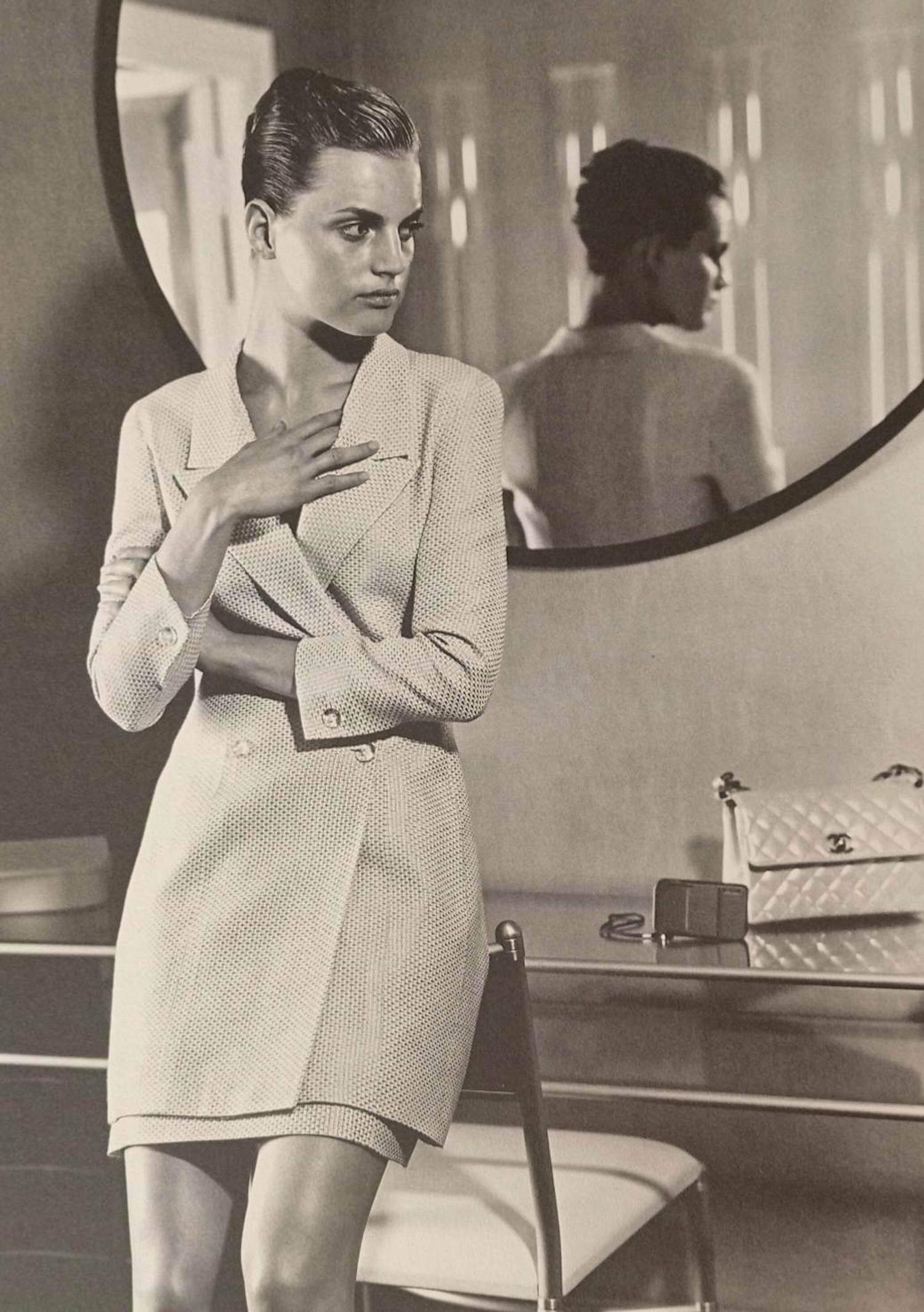 Karl Lagerfeld - Fotolitho Guinevere van Seenus Chanel 1996 kopen? Bied vanaf 50!