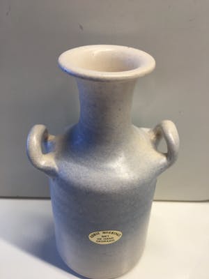 Adrie Moerings - Prachtig gaaf vaasje / kruikje kopen? Bied vanaf 20!