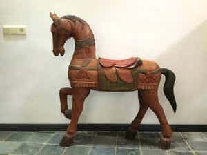 laatste kans : Houten Paard -    Beeld / sculpure verkocht voor € 200!