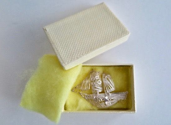 Niet of onleesbaar gesigneerd - Zilversmid Melis en ter Weijden - Filigrain broche: Schip - Zilver 835 kopen? Bied vanaf 1!