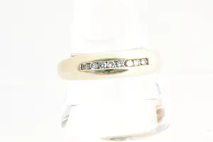 200- Massieve 14 krt geel-goud & diamanten rij- ring - gematteerde afwerking kopen? Bied vanaf 280!